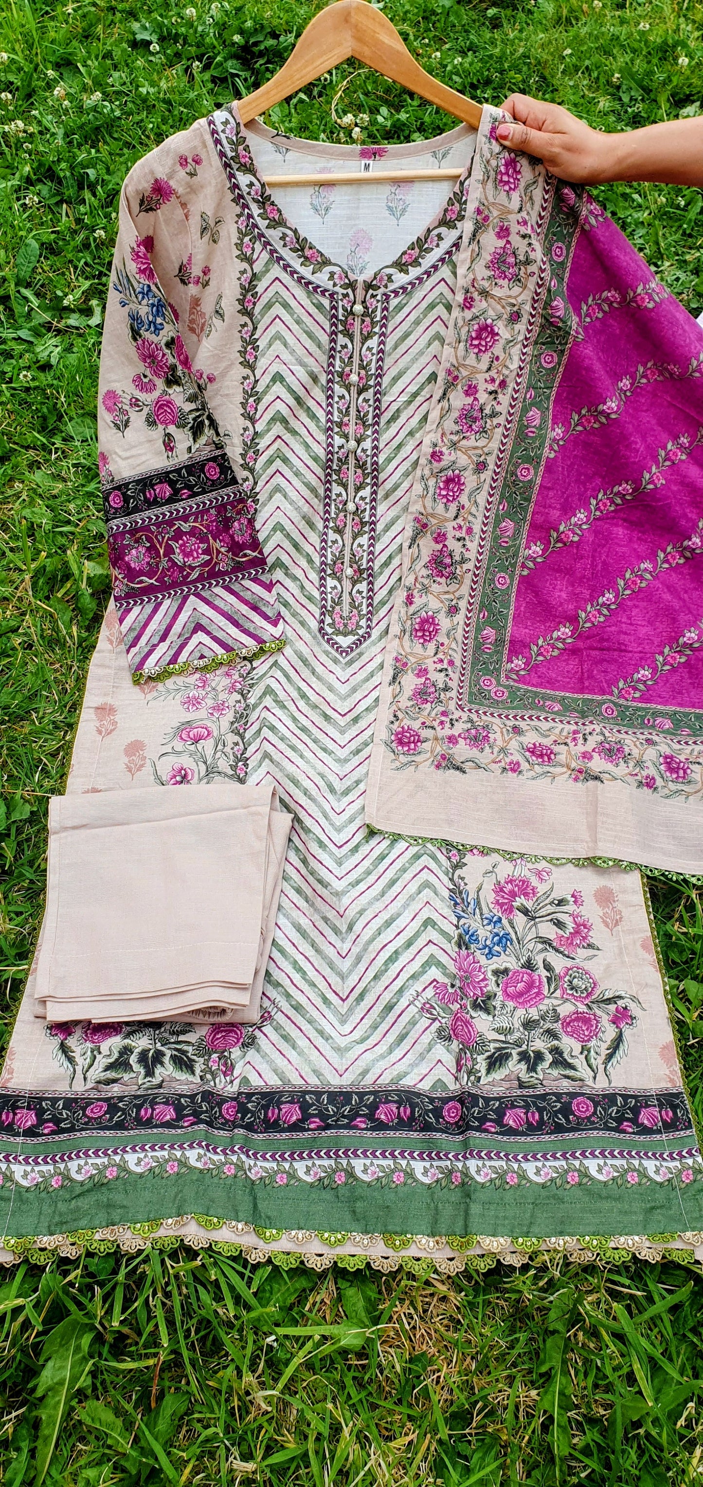 AAA Ethnic khaddar stitched 3-piece 21" Medium 22" Large